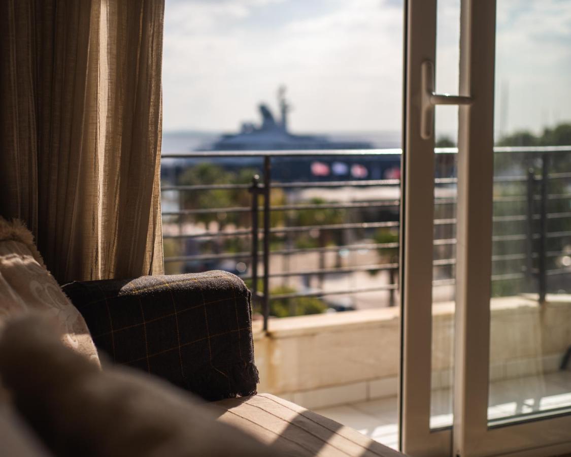 Piraeus Seaview Appartment Esterno foto